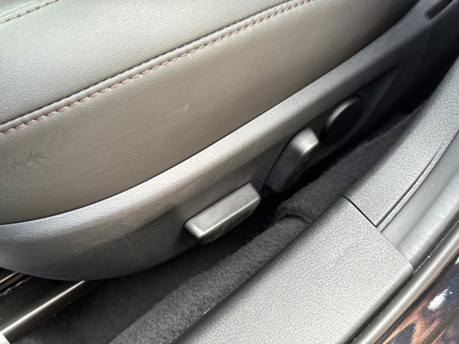 Used 2024 MAZDA MAZDA3 s image 18