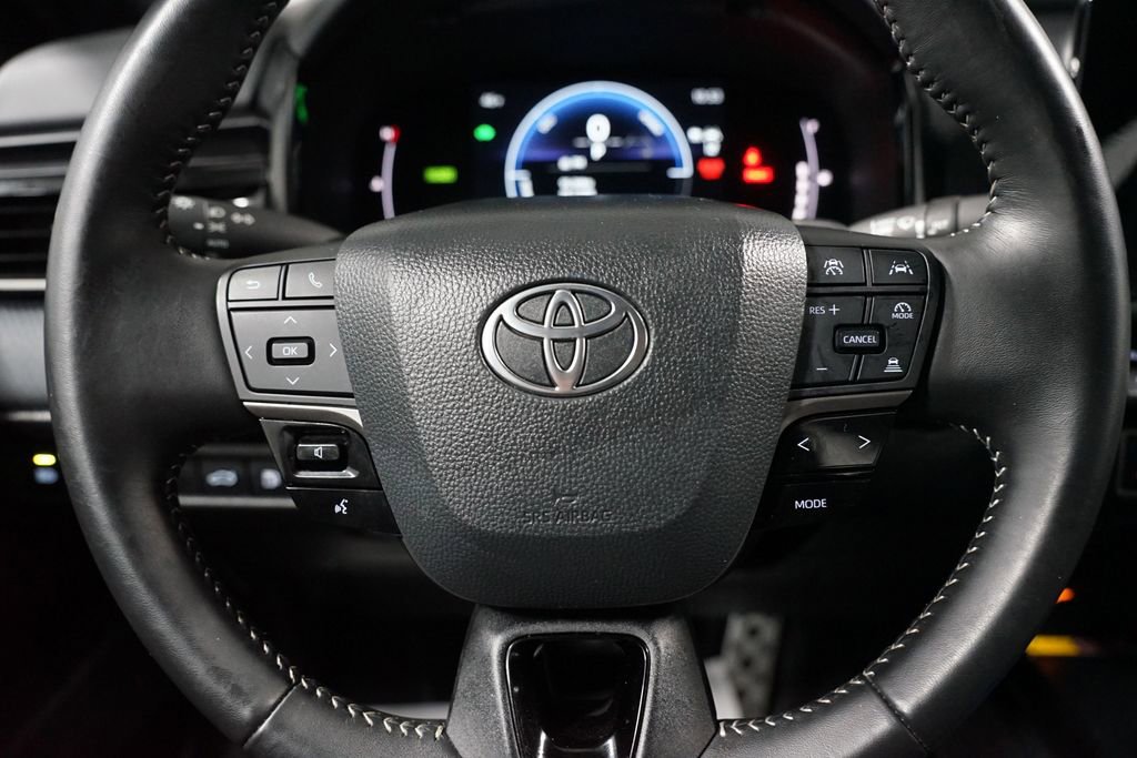 Certified 2025 Toyota Camry SE image 12