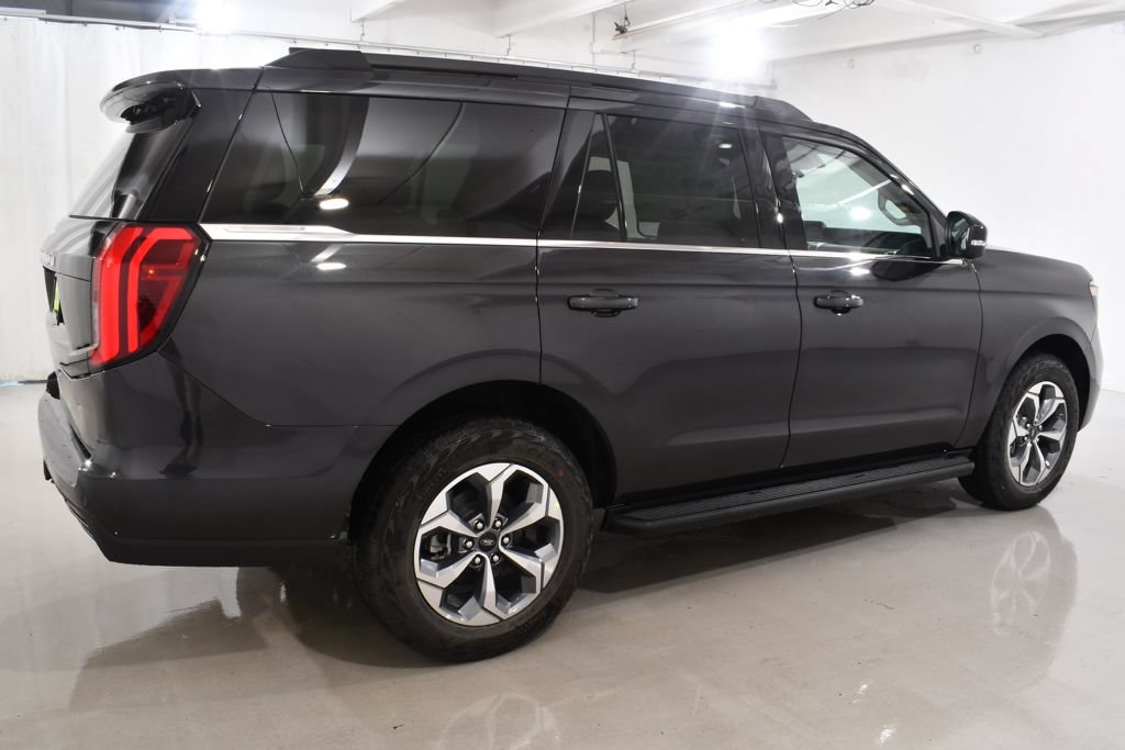 New 2027 Ford Expedition Active AWD/4WD image 11