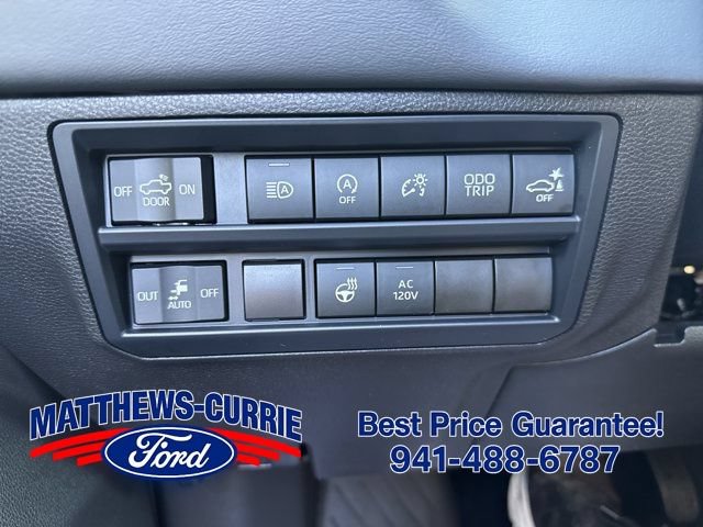 Used 2025 Toyota Tundra Platinum AWD/4WD image 26