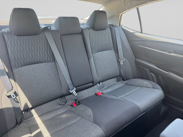 Used 2025 Toyota Camry LE FWD image 19