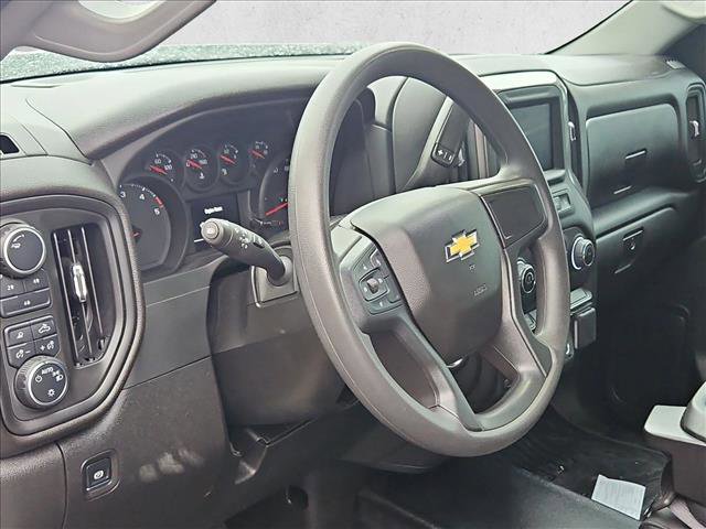 Used 2025 Chevrolet Silverado 3500 W/T image 7