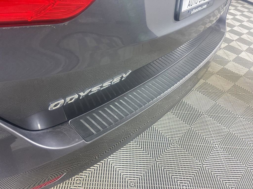 Used 2018 Honda Odyssey EX-L image 7