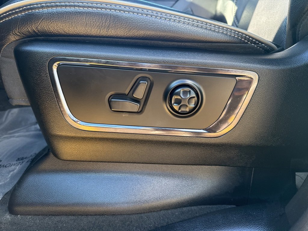 Used 2023 RAM 1500 Limited image 28