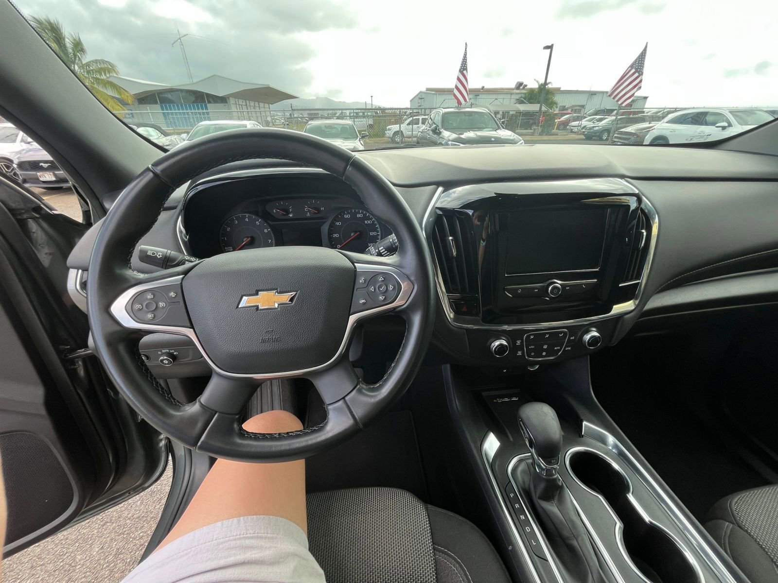 Used 2023 Chevrolet Traverse LT image 33