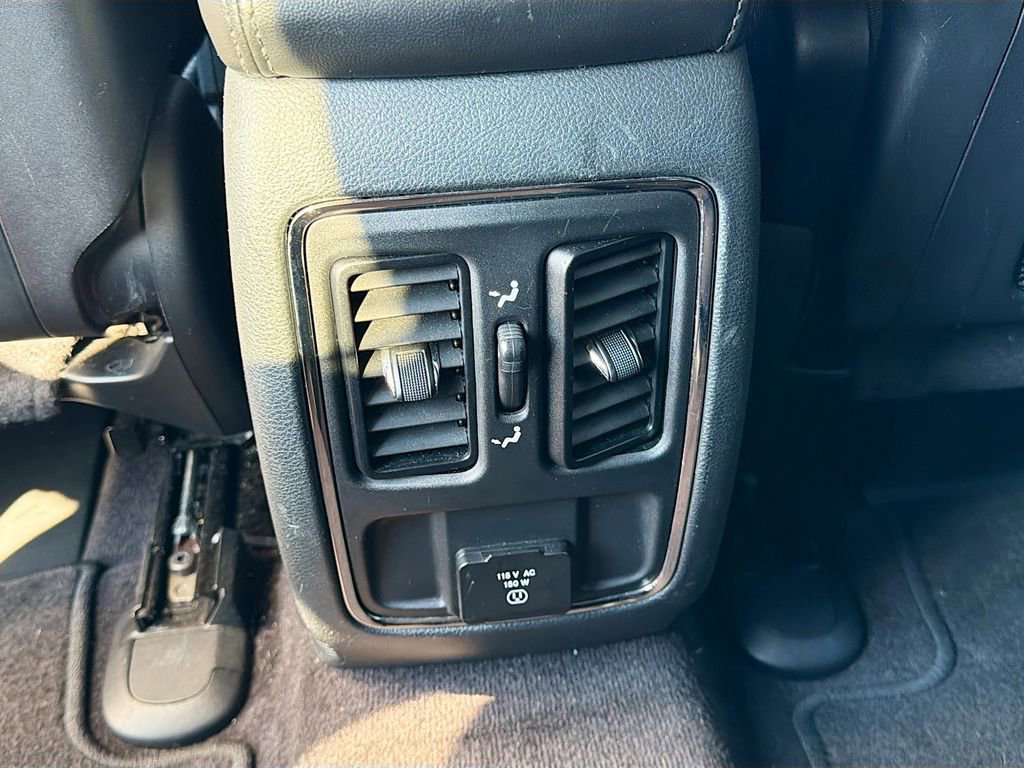 Used 2019 Jeep Grand Cherokee Altitude image 22