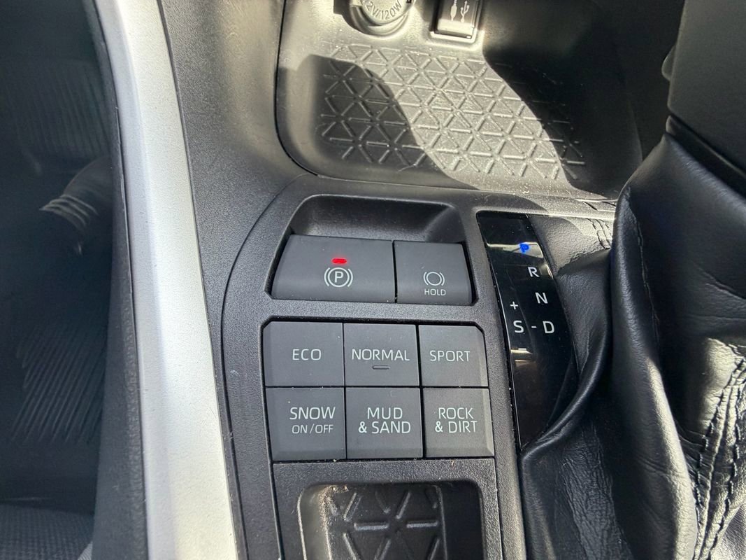 Used 2019 Toyota RAV4 XLE image 24