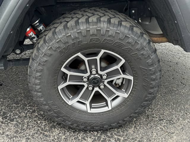 Certified 2025 Jeep Gladiator Mojave w/ Steel Bumper Group AWD/4WD image 11