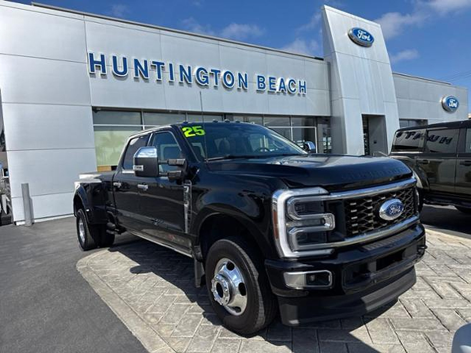 Used 2025 Ford F350 Platinum w/ Platinum Plus Package