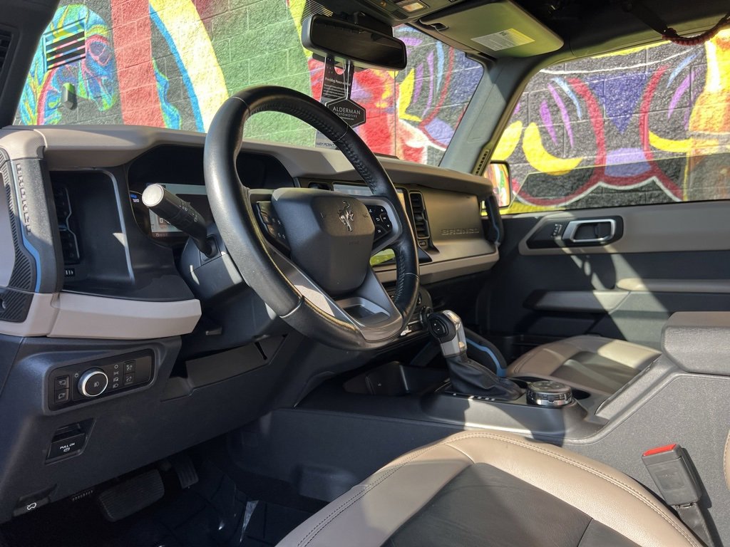 Used 2023 Ford Bronco Wildtrak image 47