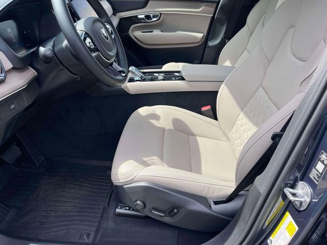 Used 2026 Volvo XC90 B6 Plus w/ Protection Package Premier AWD/4WD image 9