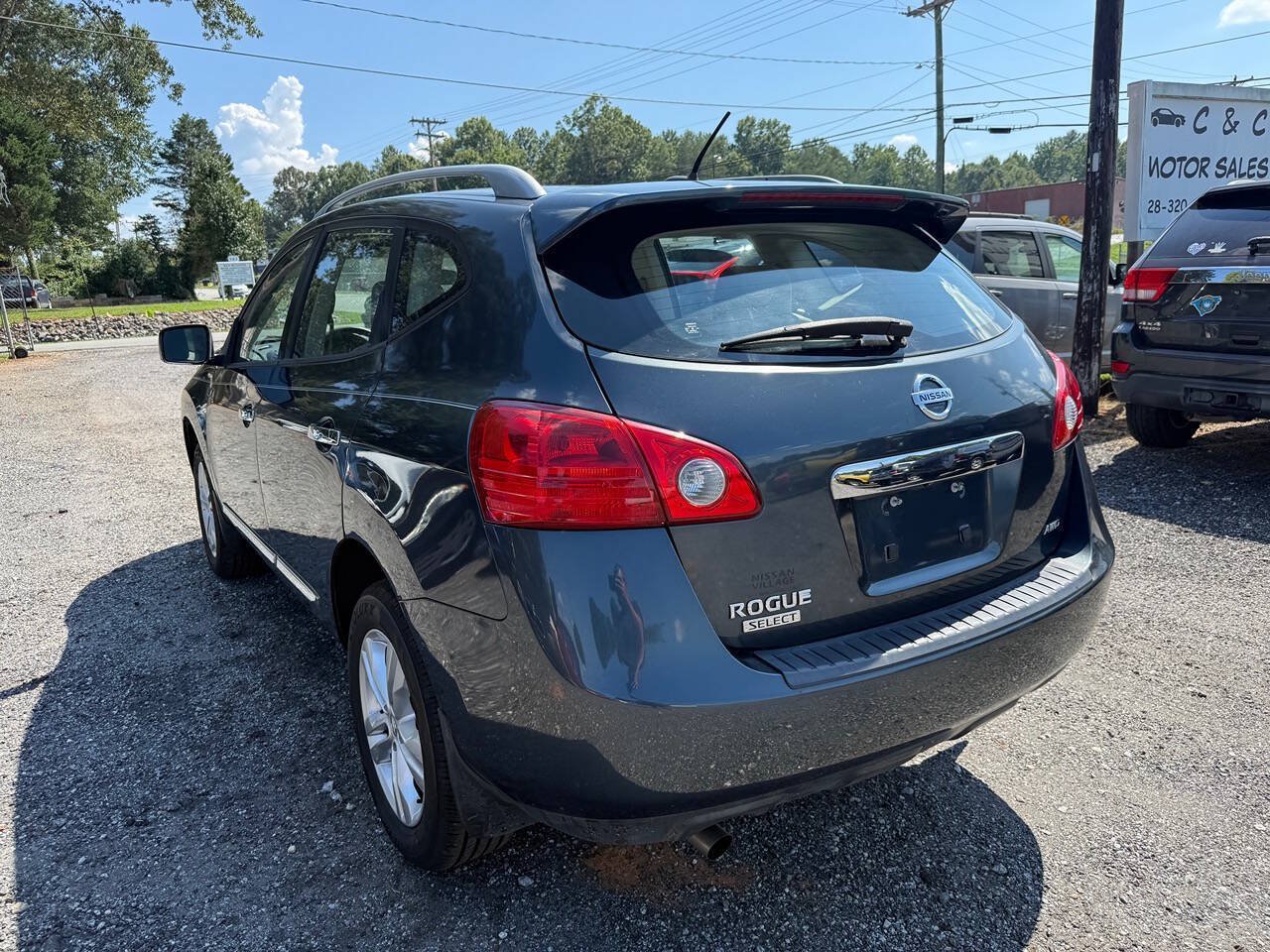 Used 2014 Nissan Rogue S w/ Convenience Package AWD/4WD image 16