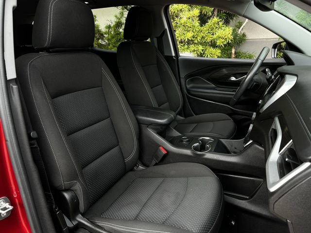 Used 2024 GMC Terrain SLE FWD image 28