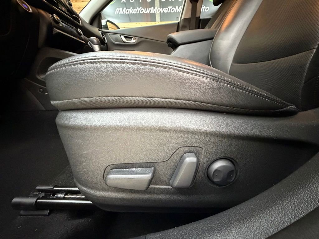 Used 2023 Hyundai Kona Limited w/ Cargo Package image 27