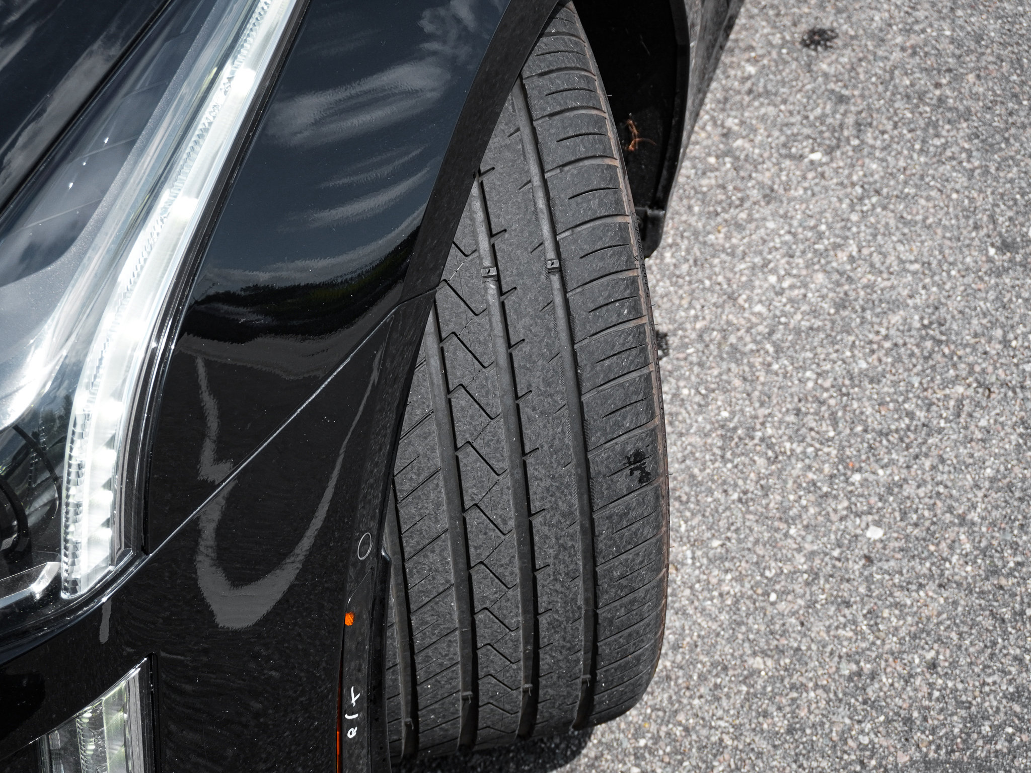 Used 2019 Cadillac CTS V w/ Carbon Fibre Package RWD image 11