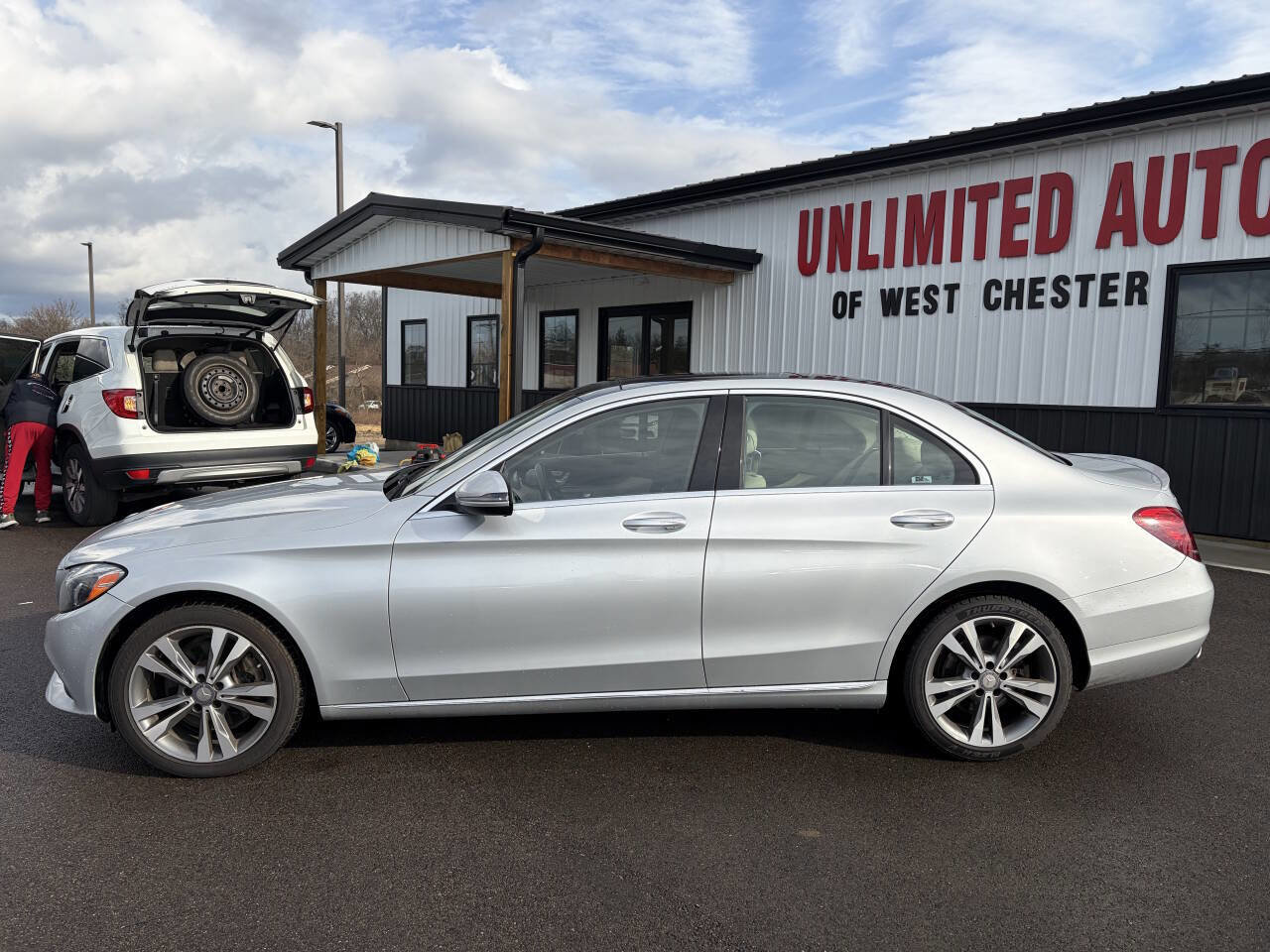 Used 2016 Mercedes-Benz C 300 4MATIC Sedan image 12