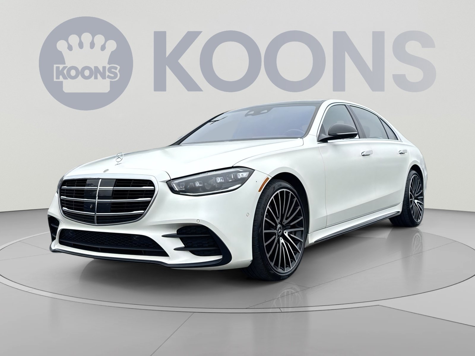 Used 2022 Mercedes-Benz S 500 4MATIC image 1