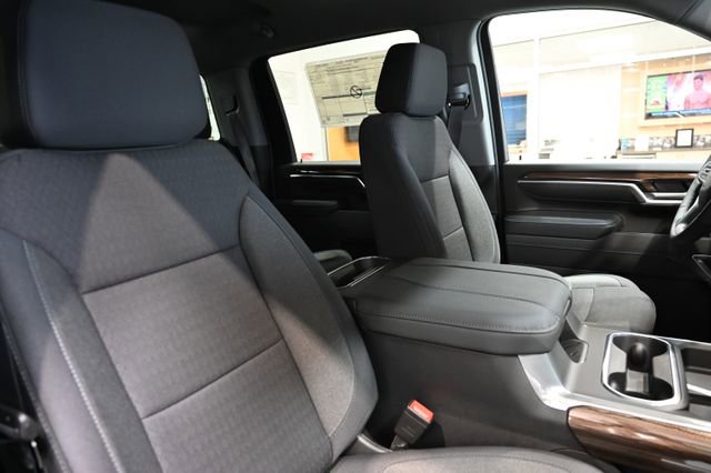 New 2026 Chevrolet Silverado 2500 LT image 9