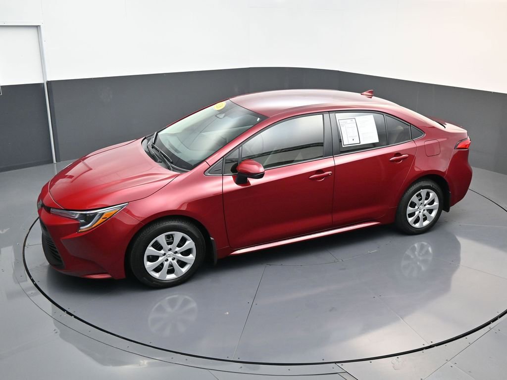 Used 2026 Toyota Corolla LE FWD image 19