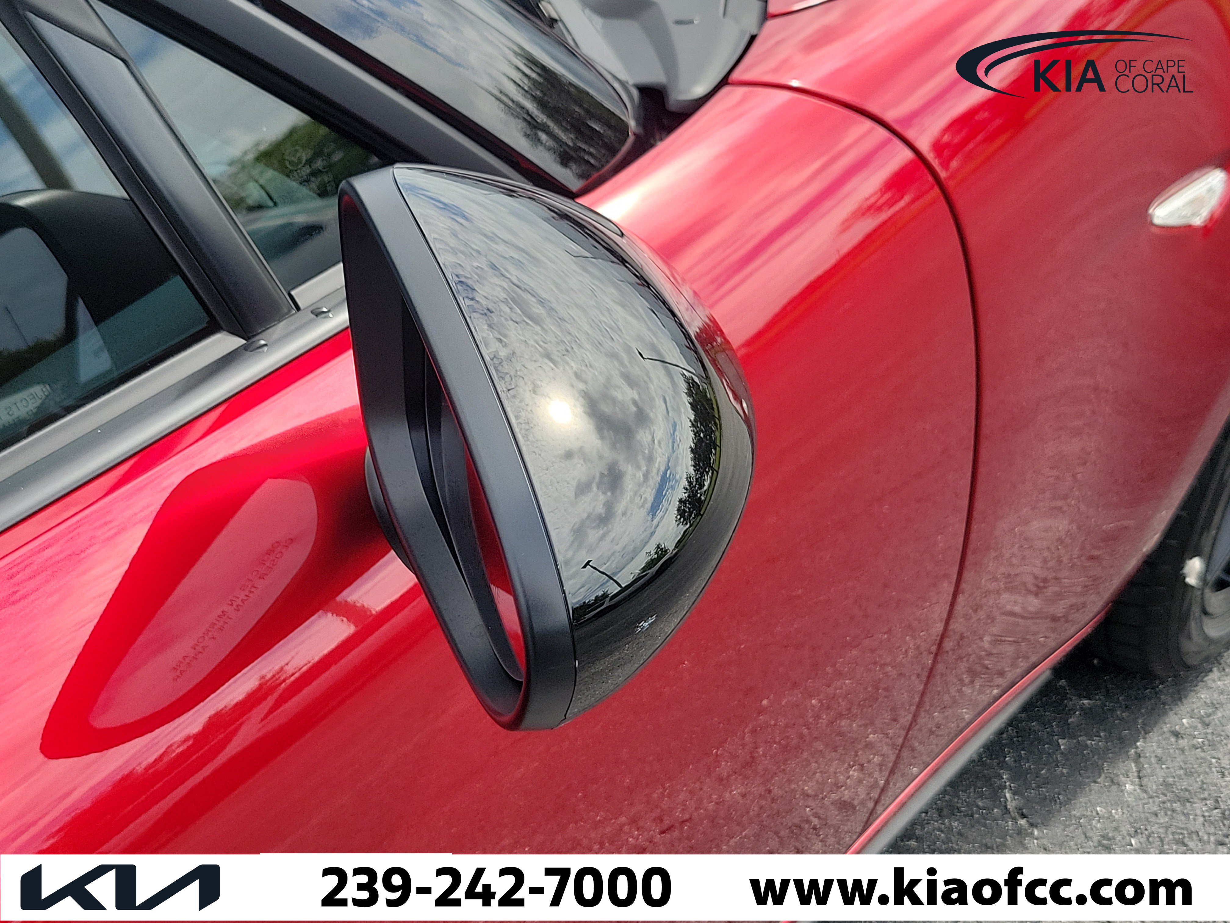 Used 2021 MAZDA MX-5 Miata Sport RWD image 10