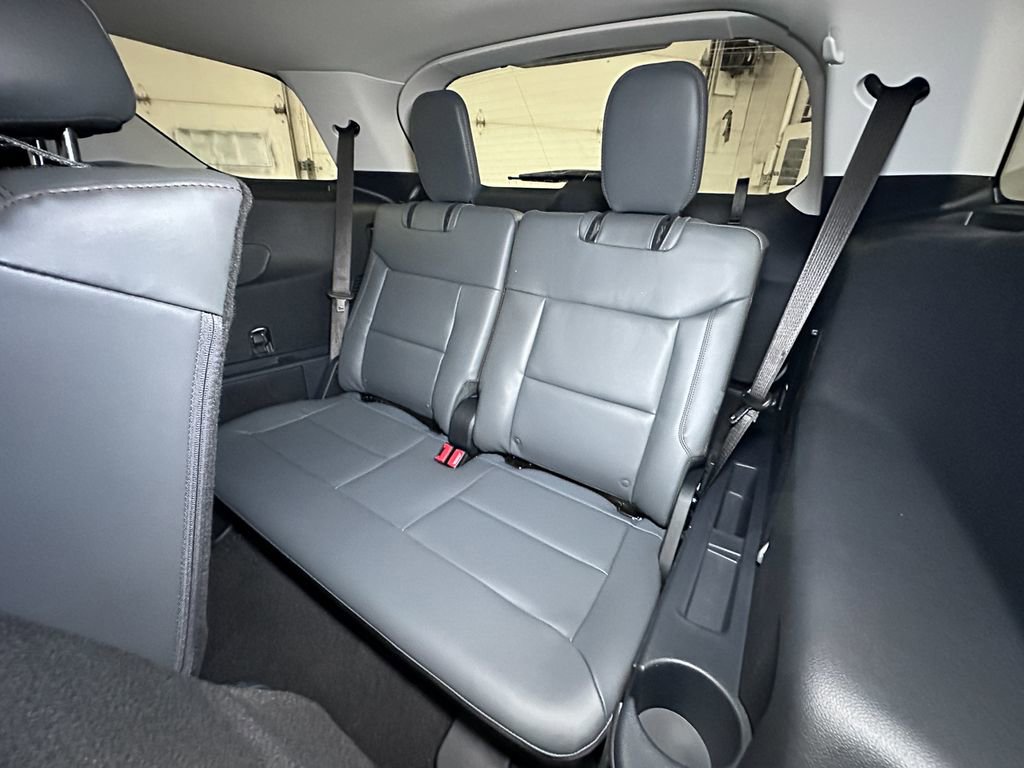 New 2026 Ford Explorer Active image 24