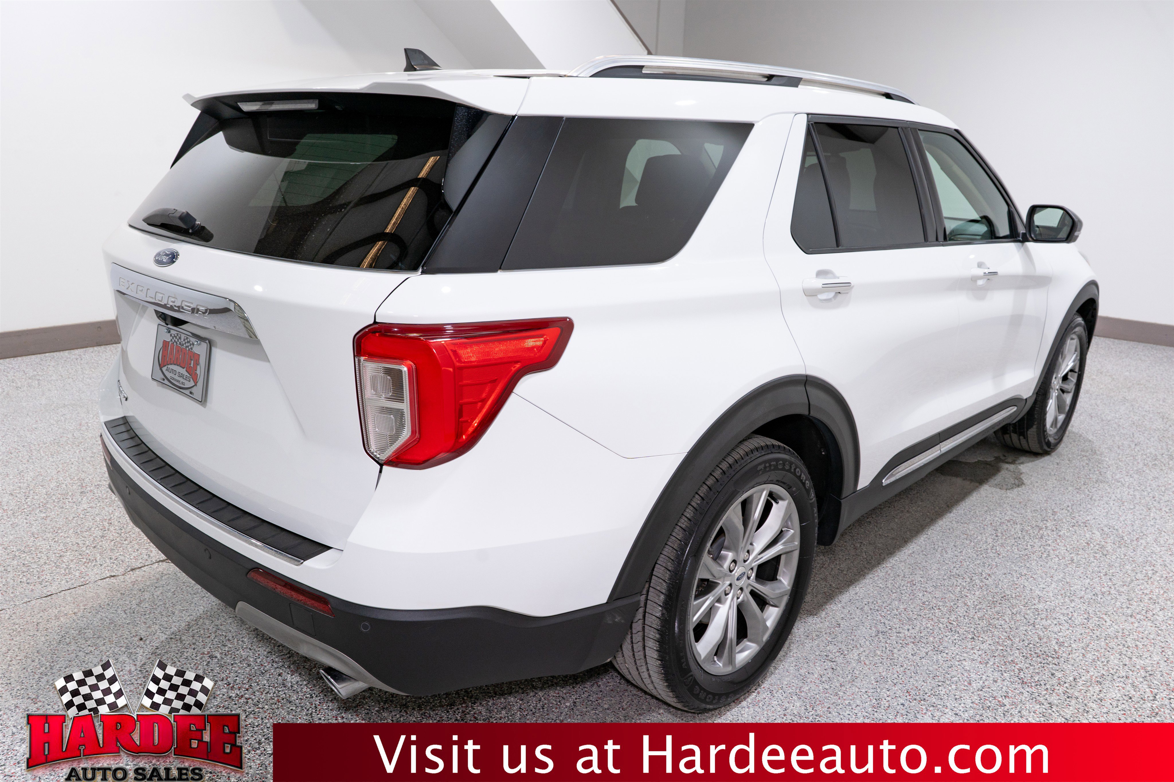 Used 2022 Ford Explorer Limited w/ Equipment Group 301A image 5