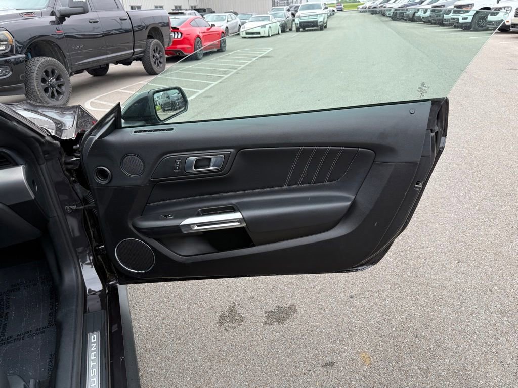 Used 2022 Ford Mustang Premium RWD image 11