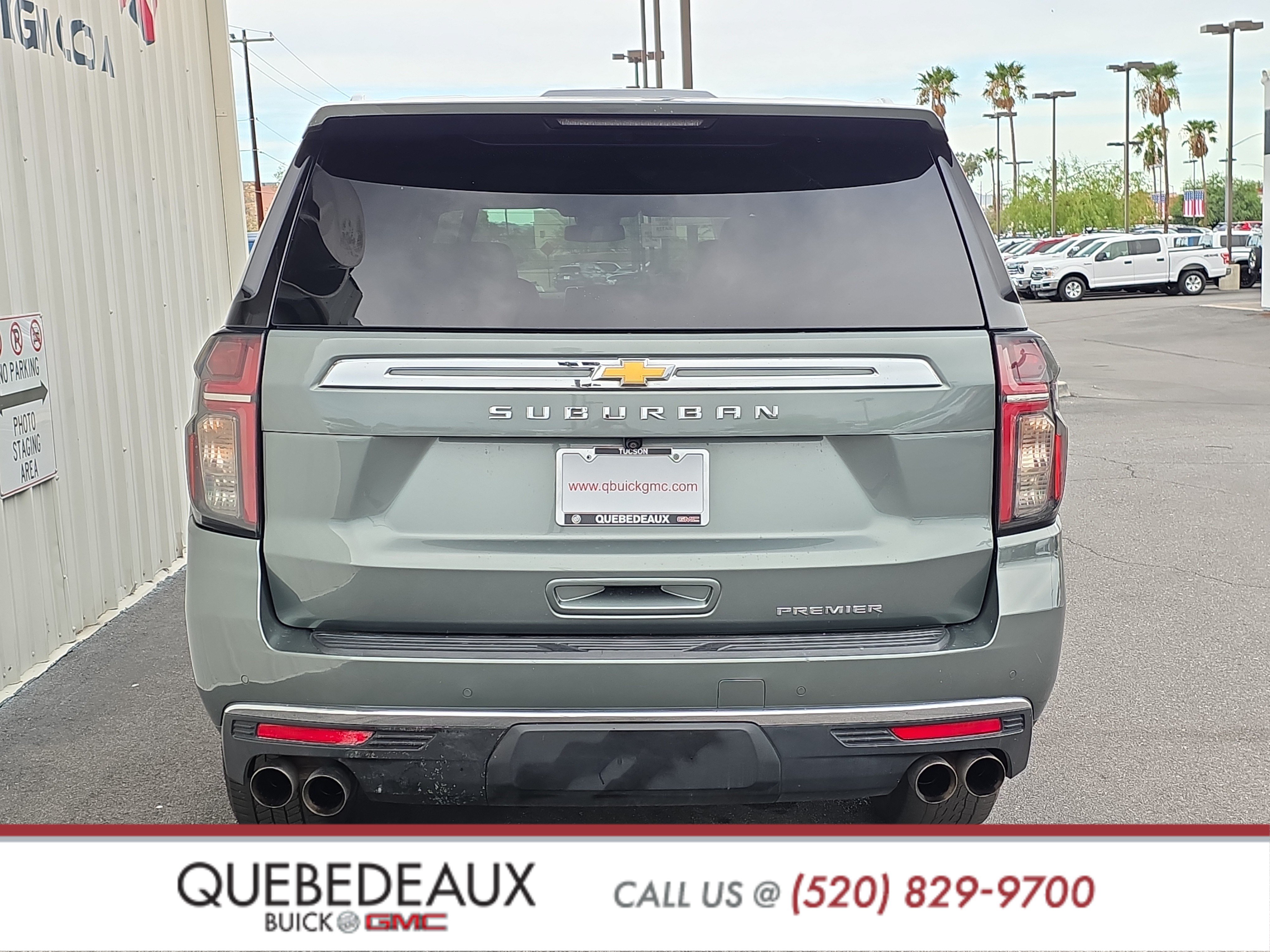 Used 2023 Chevrolet Suburban Premier RWD image 6