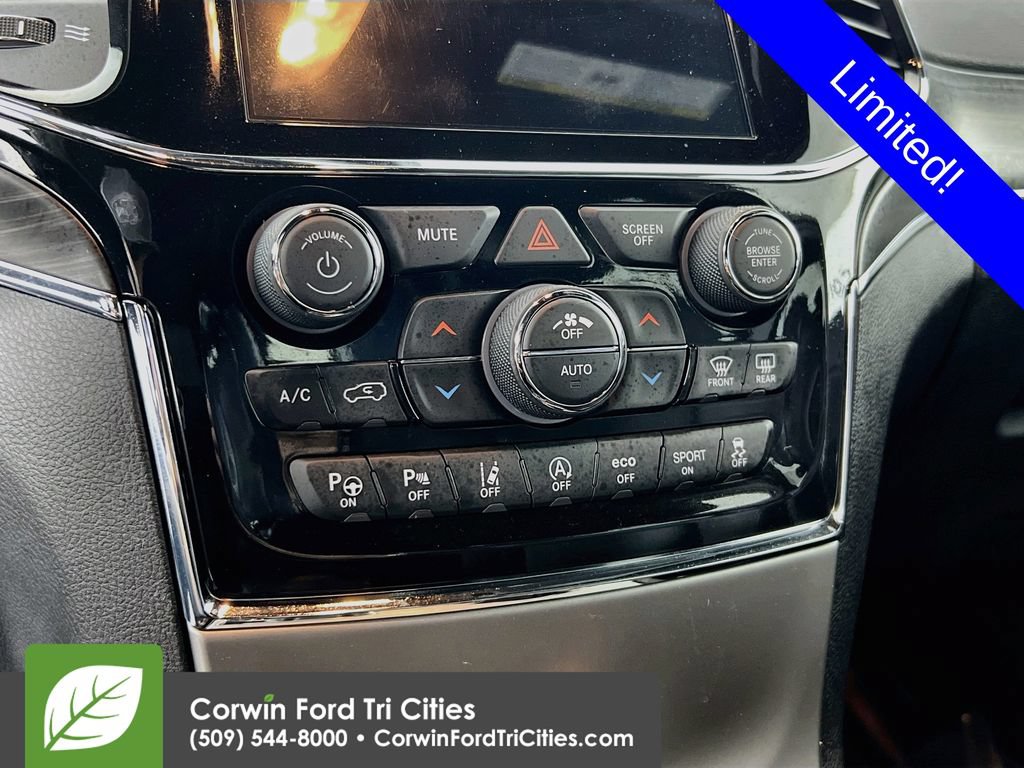 Used 2021 Jeep Grand Cherokee Limited w/ Premium Lighting Group AWD/4WD image 9