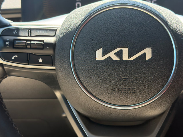 Used 2025 Kia K5 GT-Line w/ GT-Line Premium Package FWD image 30