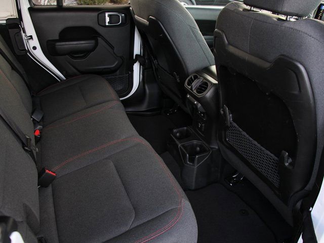 Used 2025 Jeep Wrangler Unlimited Rubicon image 29