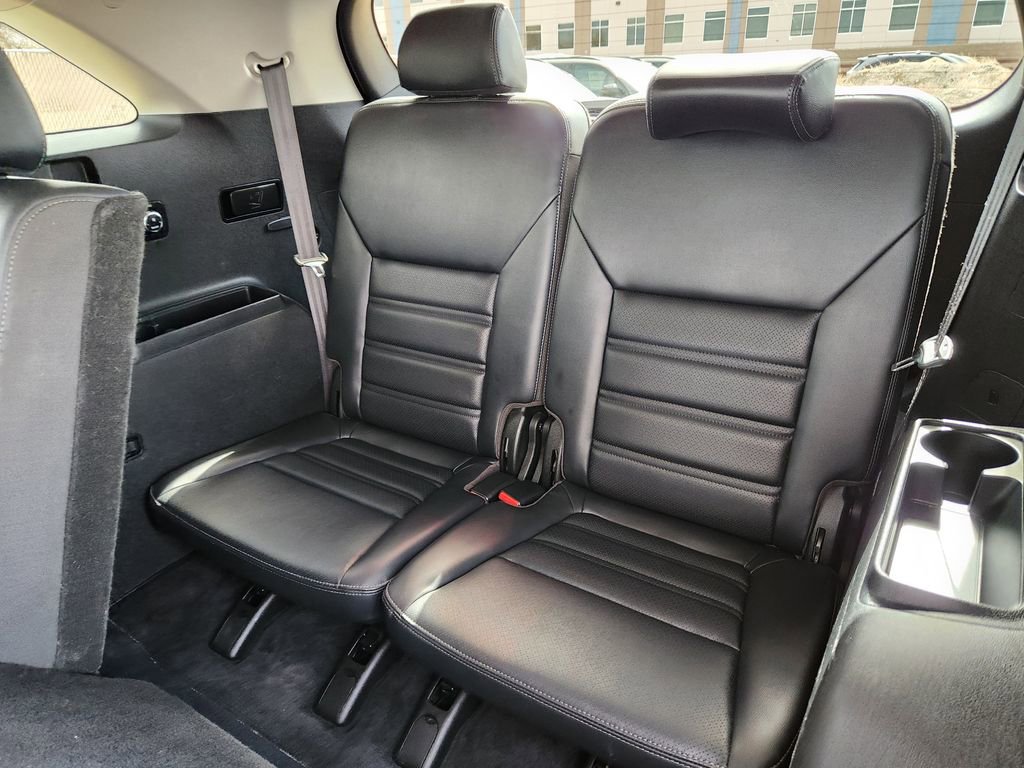 Used 2019 Kia Sorento EX image 11