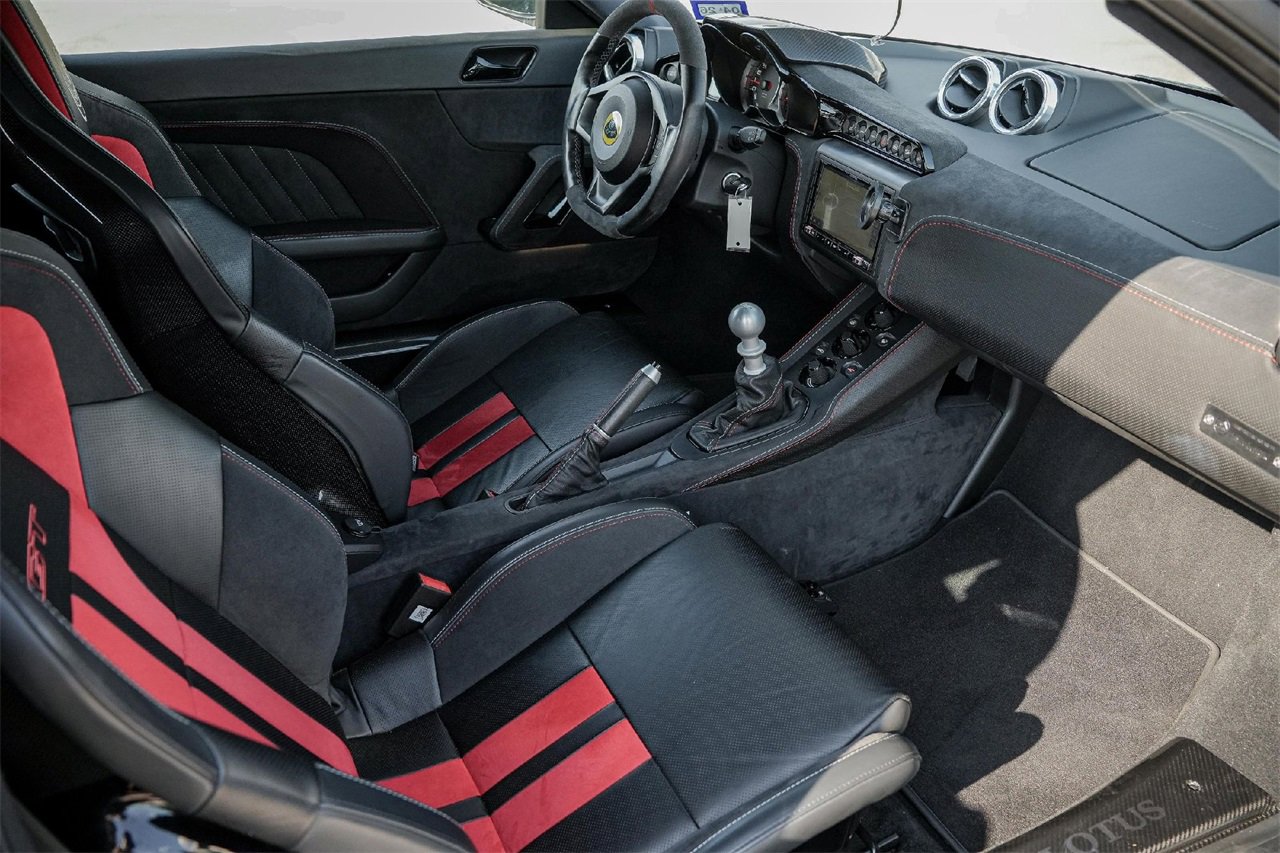 Used 2021 Lotus Evora image 37