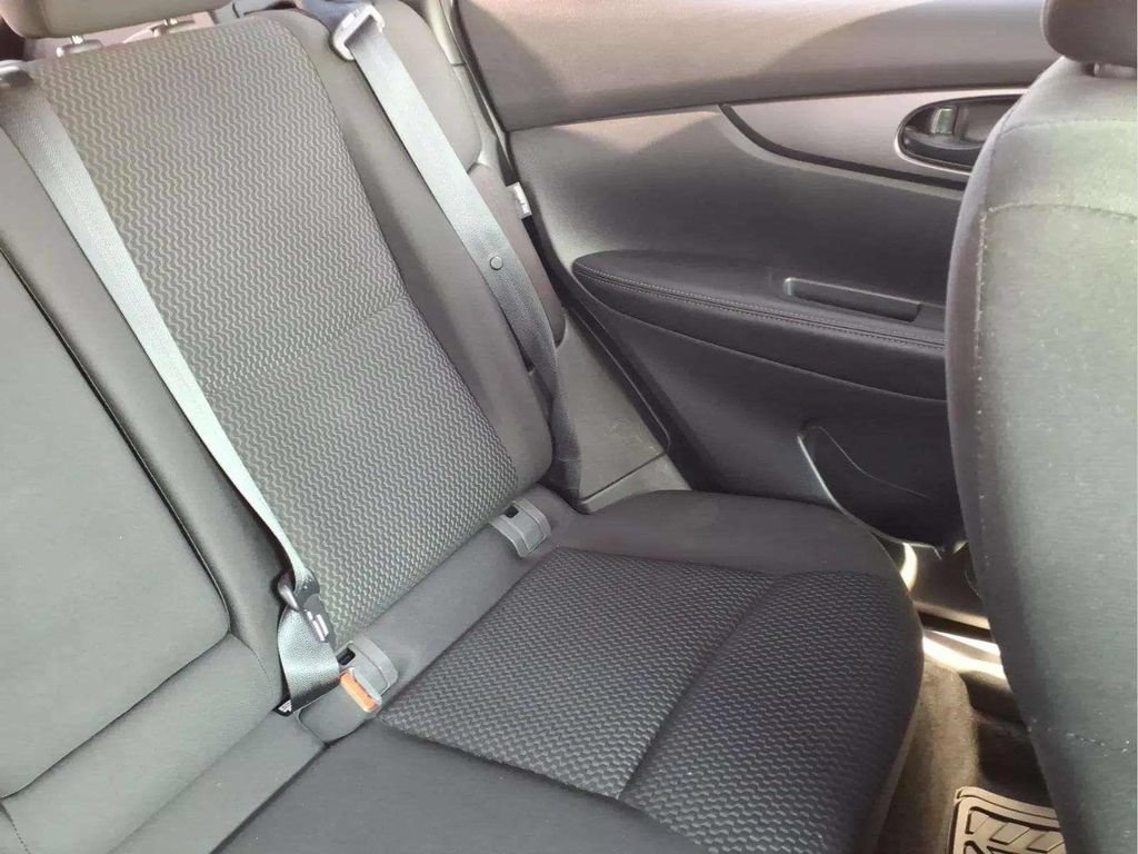 Used 2022 Nissan Rogue Sport S FWD image 19