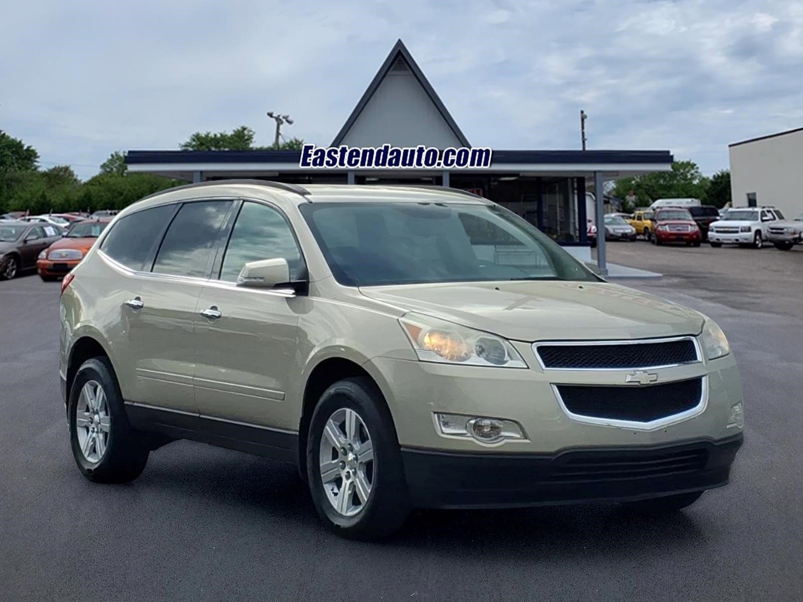 Used 2011 Chevrolet Traverse LT w/ Personal Connectivity Package image 1