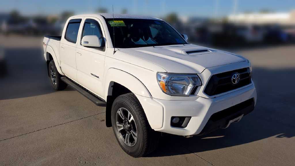 Used 2014 Toyota Tacoma 4x4 Double Cab w/ TRD Sport Package image 8