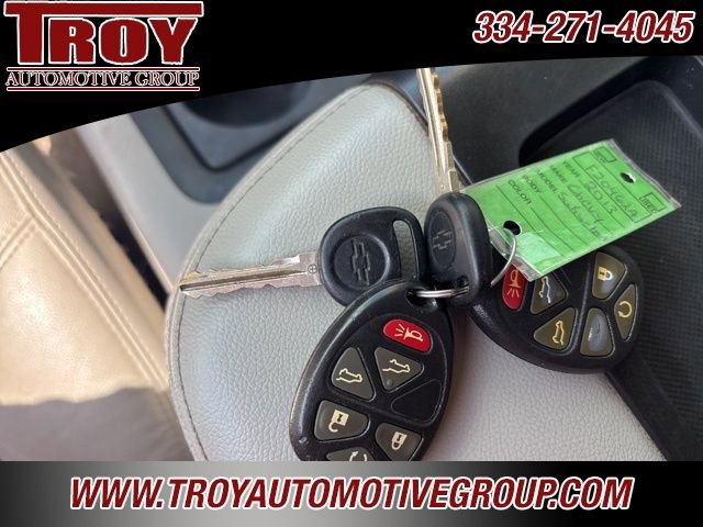 Used 2013 Chevrolet Suburban LT w/ Luxury Package image 37