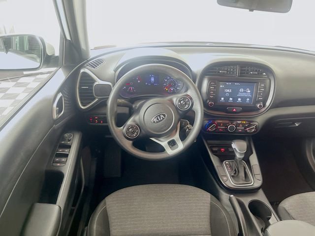 Used 2020 Kia Soul S image 21