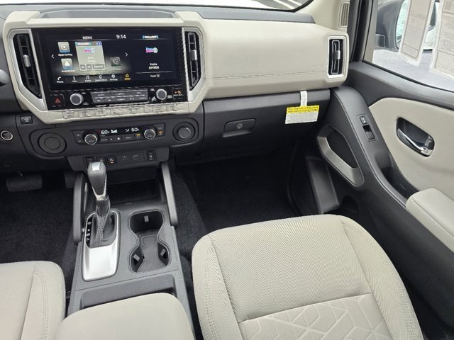 New 2025 Nissan Frontier SV w/ SV Convenience Package image 8