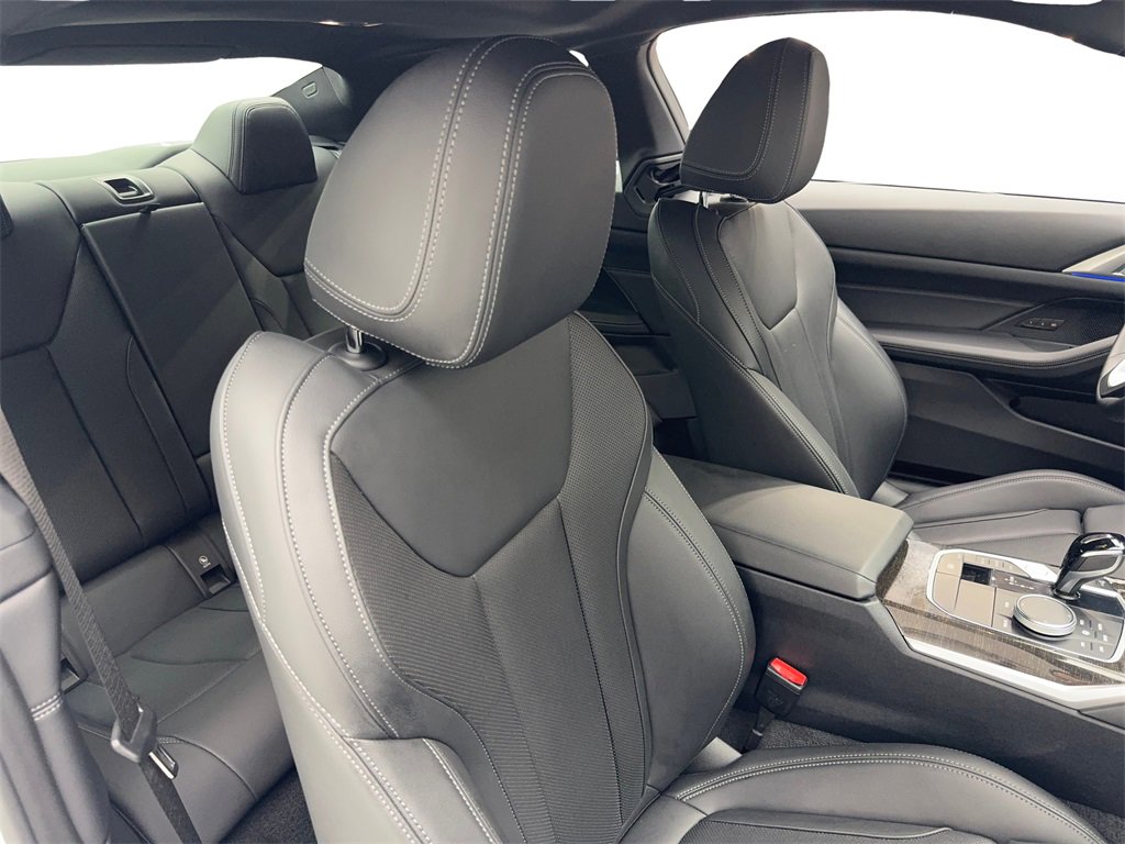 Used 2023 BMW 430i Coupe w/ Convenience Package image 41