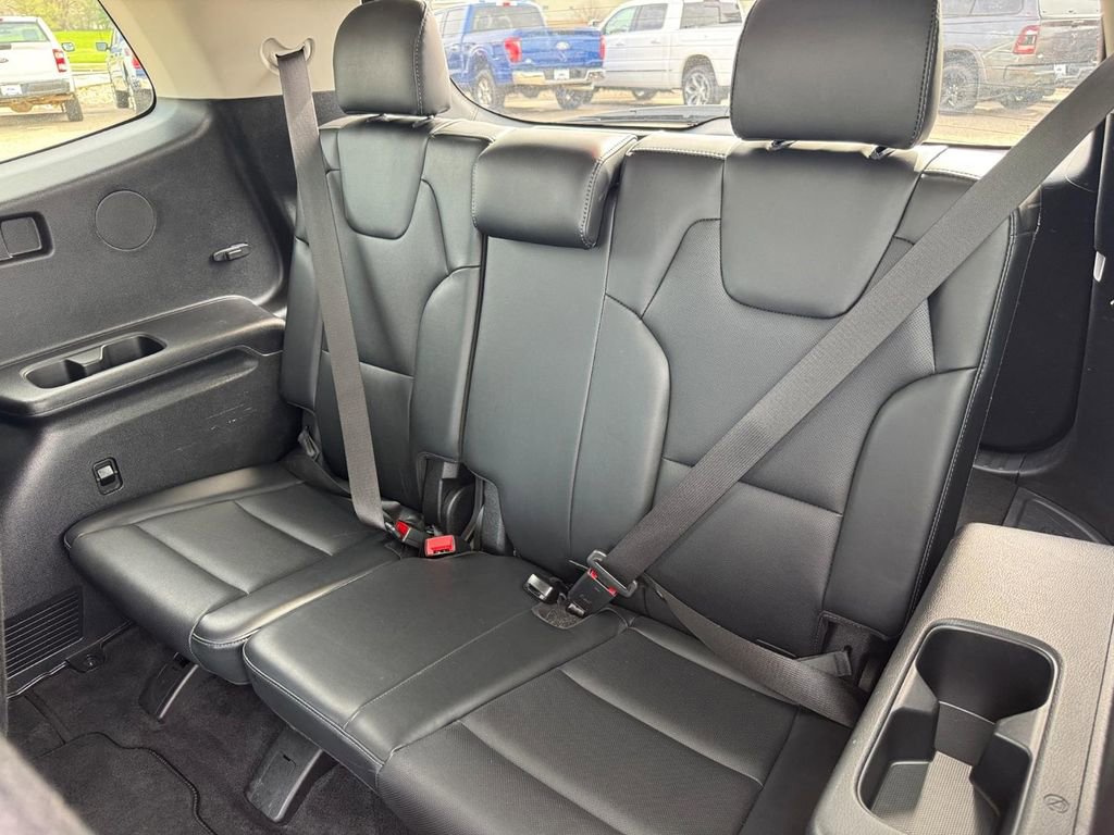 Used 2025 Kia Telluride S FWD image 11