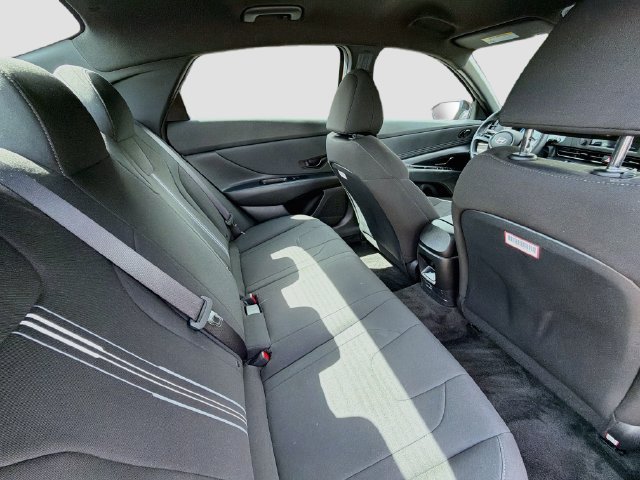 Certified 2026 Hyundai Elantra Sport FWD image 26