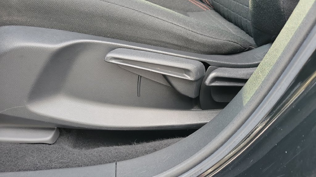 Used 2025 Honda HR-V Sport image 19