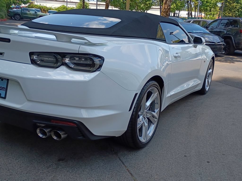 Used 2023 Chevrolet Camaro SS RWD image 4