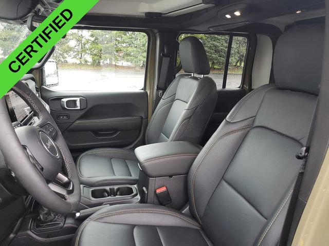 Used 2025 Jeep Gladiator Sport w/ Premium Package image 19
