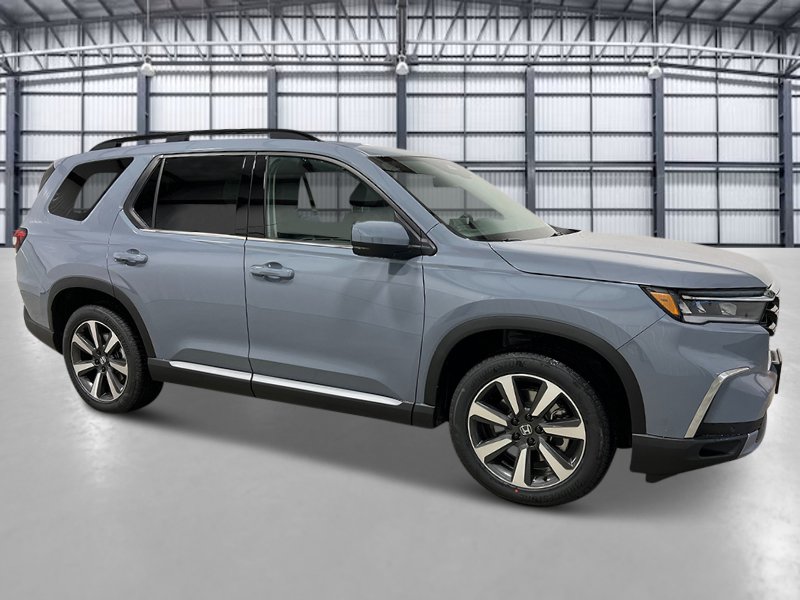New 2025 Honda Pilot Touring image 9