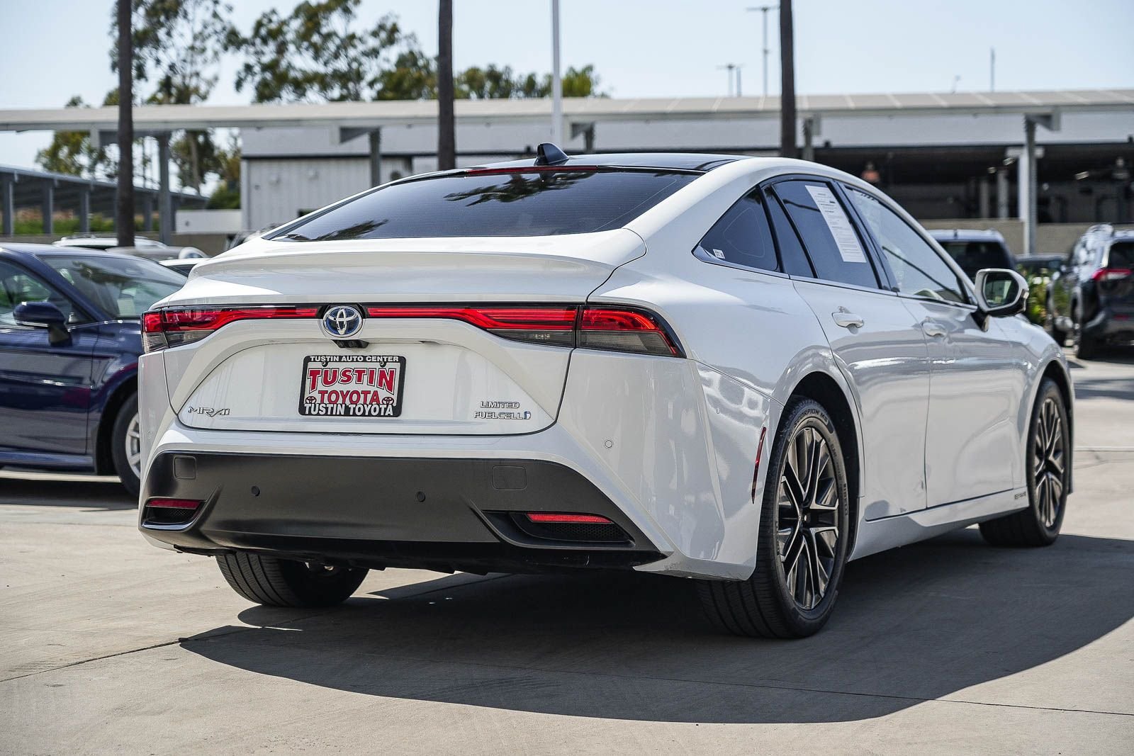 Certified 2021 Toyota Mirai RWD image 6