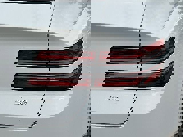 Used 2024 Genesis GV80 2.5T image 8