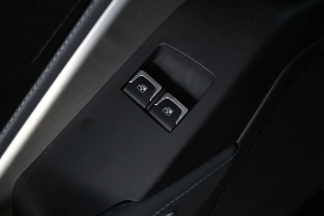 Used 2016 Chevrolet Corvette Z06 w/ 2LZ Preferred Equipment Group image 39