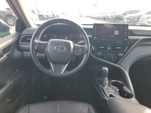 Used 2024 Toyota Camry XSE image 3
